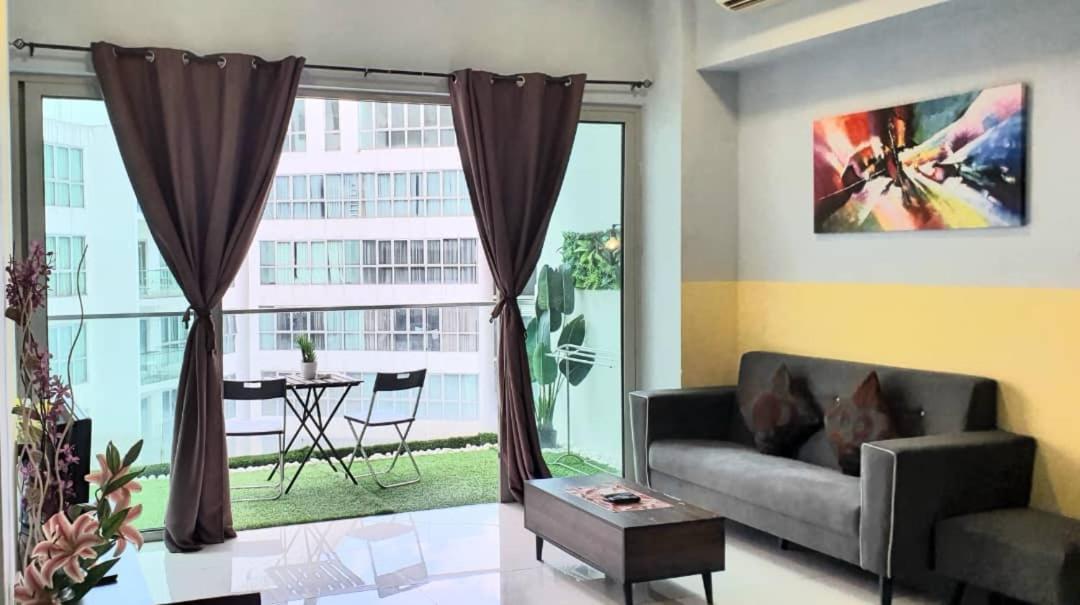 Regalia With Infinity Pool Klcc By Staycation Homes * Kuala Lumpur
