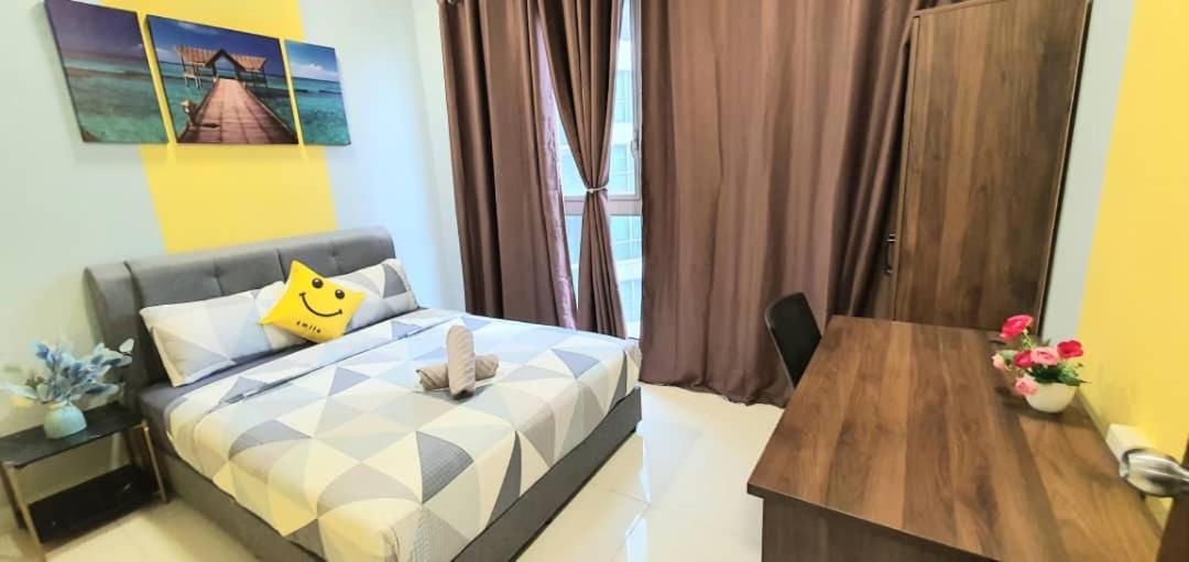 Pangsapuri Regalia With Infinity Pool Klcc By Staycation Homes