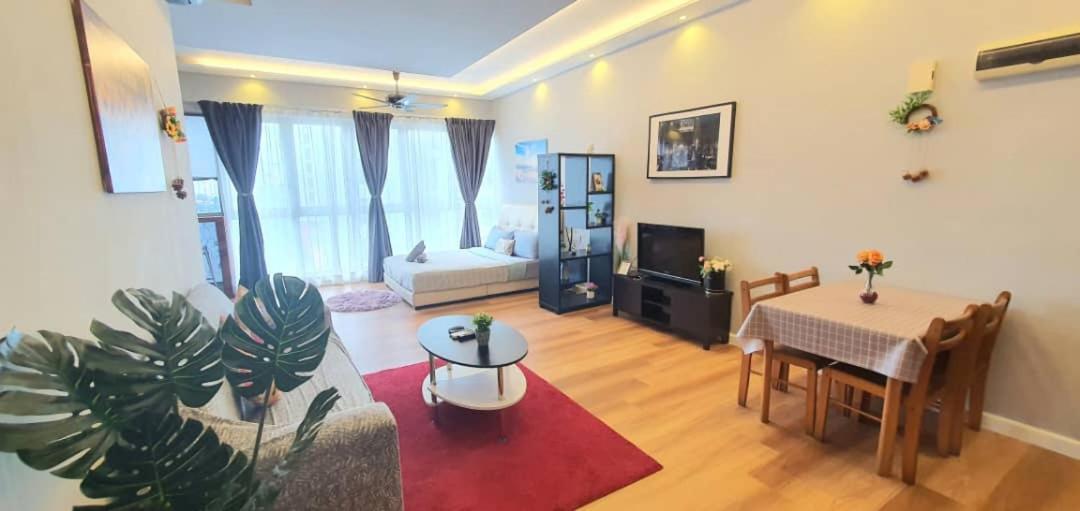 Apartemen Regalia With Infinity Pool Klcc By Staycation Homes Kuala Lumpur