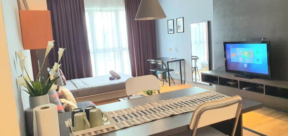 Regalia With Infinity Pool Klcc By Staycation Homes * Kuala Lumpur
